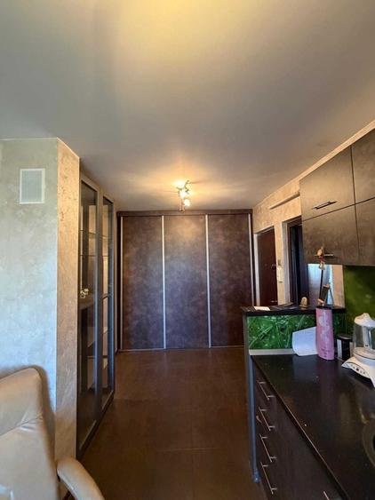 Apartament cu 3 camere decomandat în Alexandru cel Bun
