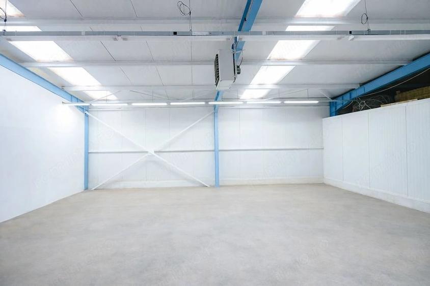 Spațiu comercial, de 595 mp, în Prundu