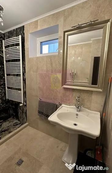 Apartament cu 3 camere semidecomandat în Herăstrău