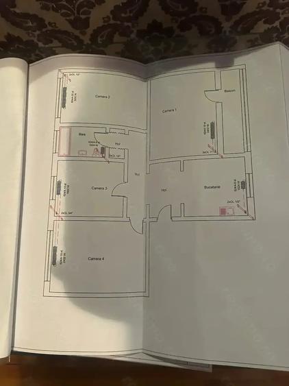 Apartament cu 4 camere semidecomandat în Favorit