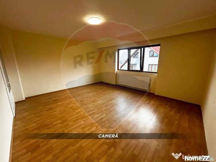 Spațiu comercial, de 350 mp, în Valea Roșie