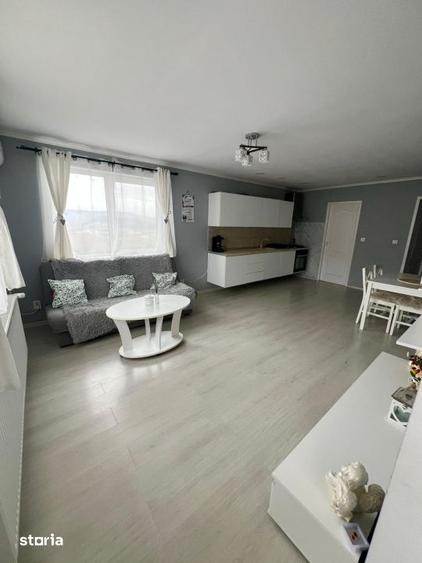 Casă cu 3 camere cu Teren 630 Mp în Central