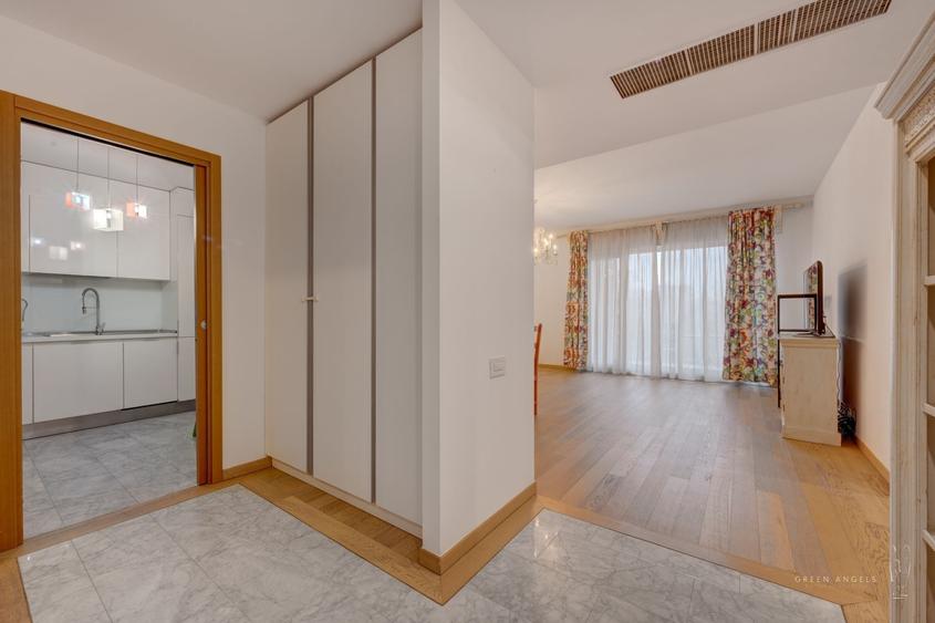 Apartament cu 4 camere decomandat, mobilat în Aviatorilor