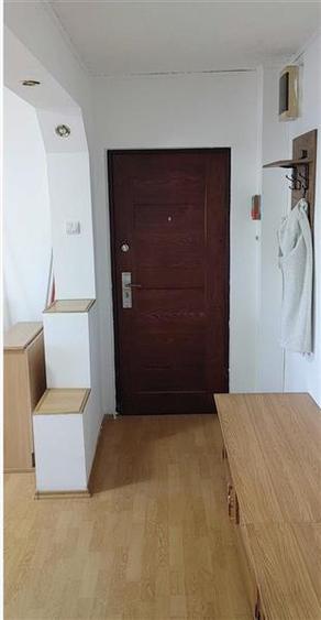 Apartament cu 2 camere decomandat, mobilat în Soarelui