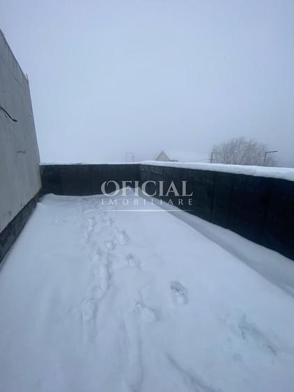 Duplex cu 4 camere cu Canalizare în Bună Ziua