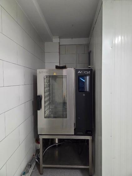 Spațiu comercial, de 270 mp, în Capitol