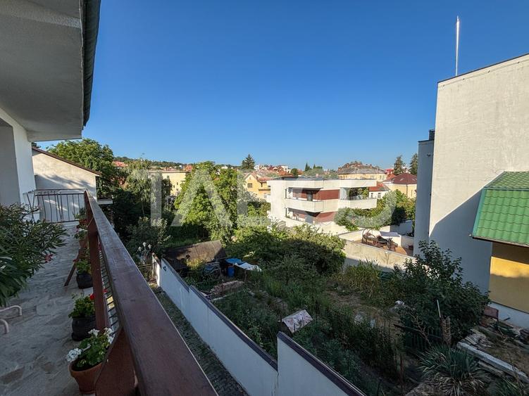 Apartament cu 3 camere semidecomandat, mobilat în Andrei Mureșanu