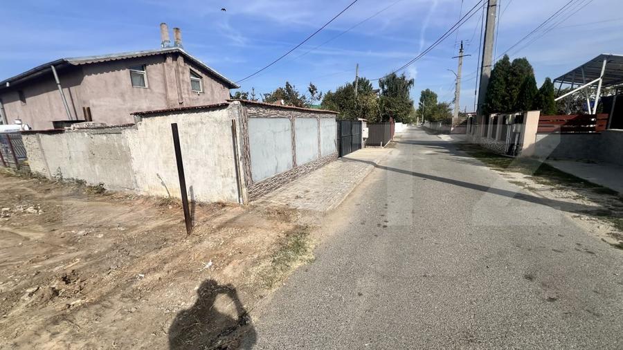 Teren Construcții intravilan de 890 mp, în Pielești