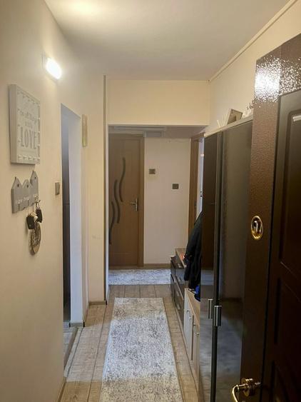 Vand apartament 2 camere in tudor pe str Ramurele - 2