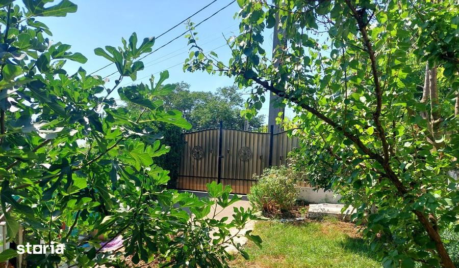 Casă cu 4 camere cu Teren 515 Mp în Corbu