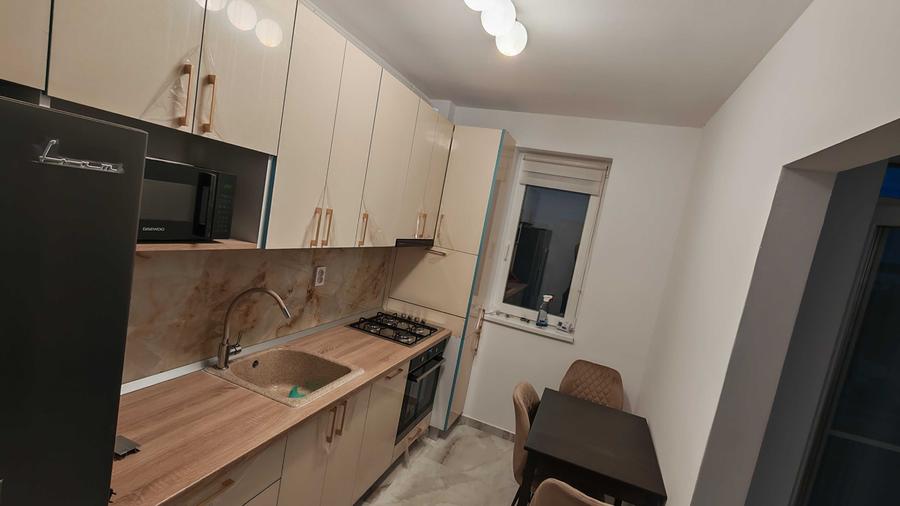 Inchiriez apartament 2 camere - Giroc - 1