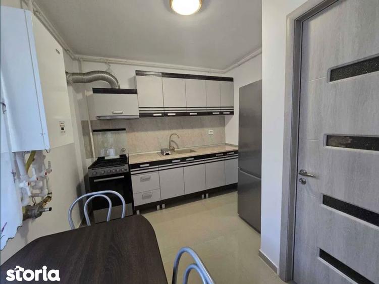 Garsonieră decomandată, mobilată în Tei