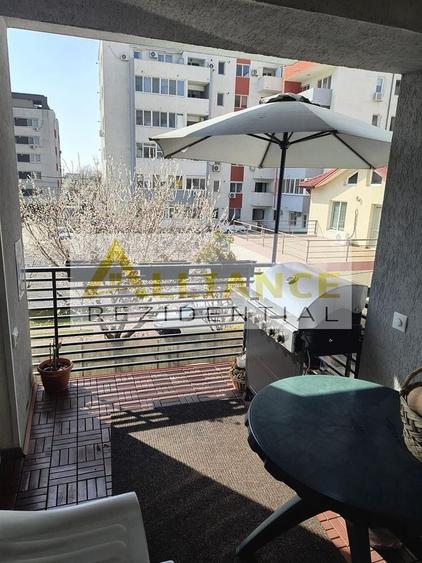 Apartament cu 3 camere decomandat în 1 Decembrie 1918