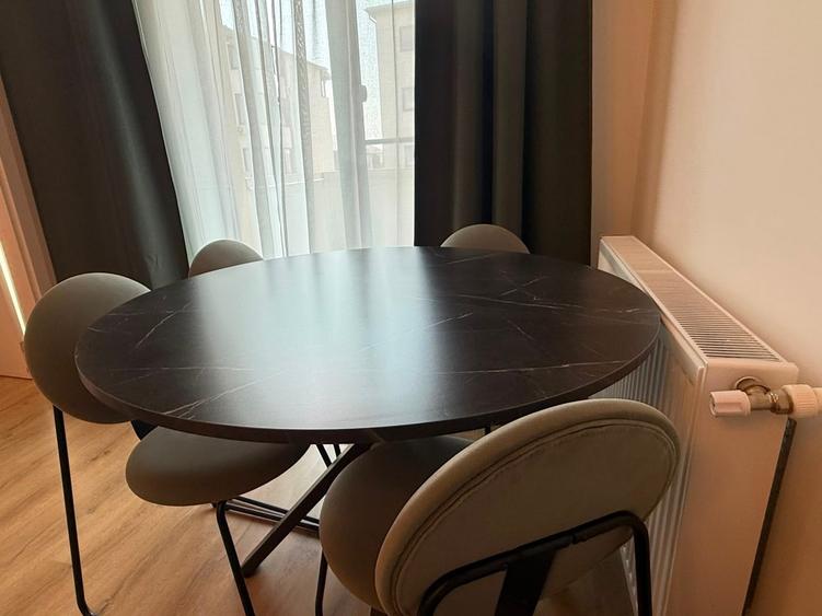 Apartament cu 2 camere decomandat în Exterior Est