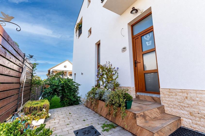 Duplex cu 4 camere cu Canalizare în Mănăștur