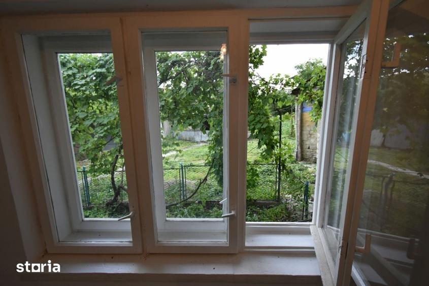 Casă cu 4 camere cu Teren 736 Mp în Luna