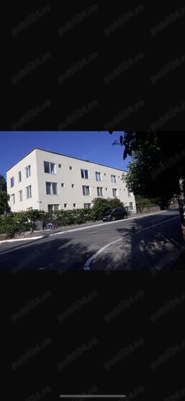 Casă cu 24 camere cu Teren 1000 Mp în Costinești