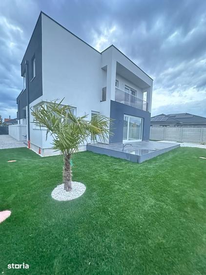 Casă cu 5 camere cu Teren 492 Mp în Oncea