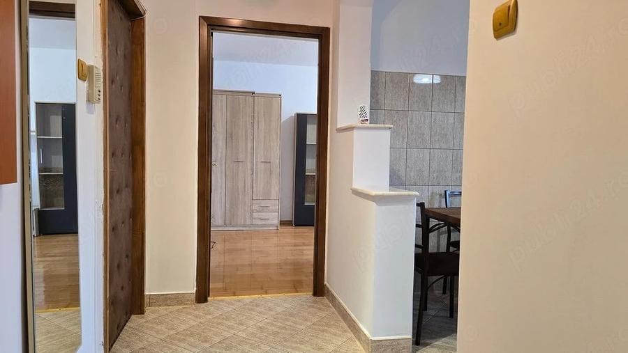 Apartament cu 2 camere decomandat în Decebal