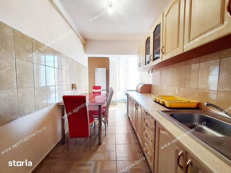 Apartament cu 2 camere decomandat în Central