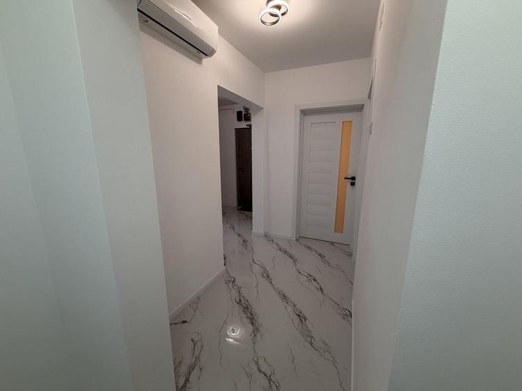 Apartament cu 3 camere decomandat în Drumul Taberei