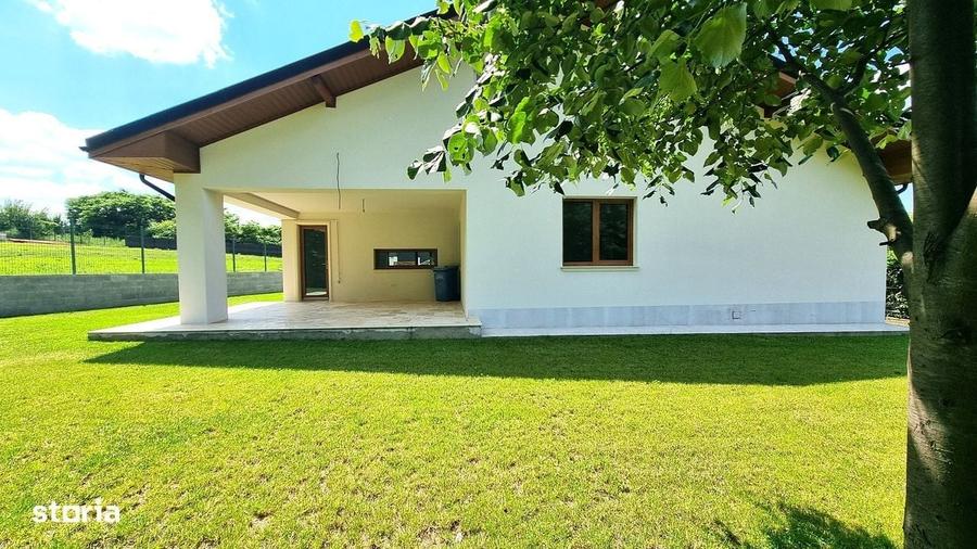 Casa Noua 4 camere 149mp utili Garaj dublu Beci langa padure 320.000 - 1