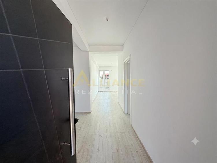 Casă individuală cu 4 camere cu Teren 500 Mp în Berceni