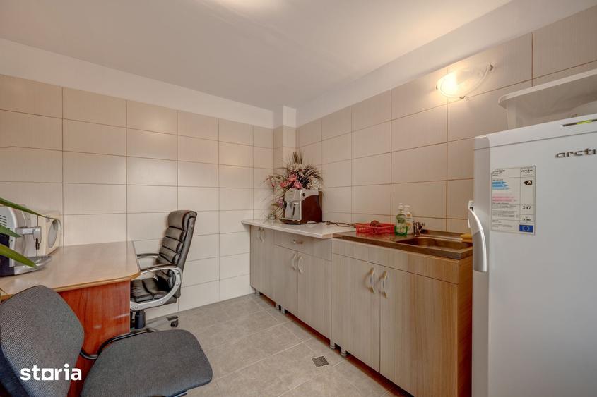 Proprietate cu 2 corpuri Spa?iu comercial + Locuin?a, Sector 1 - 21