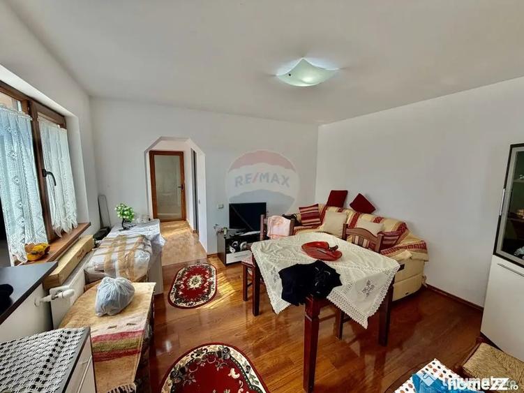 Casă cu 4 camere cu Teren 1300 Mp în Jariștea