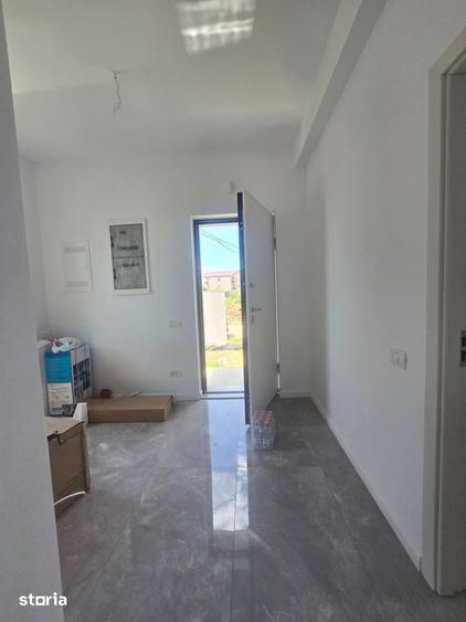 Casă cu 5 camere cu Canalizare în Dobroești