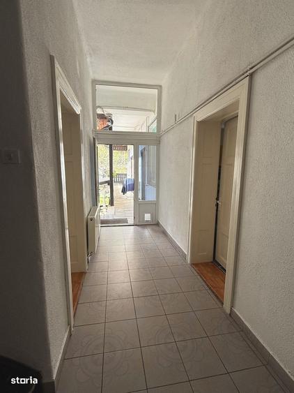 Casa in Bran cu 3 SPATII COMERCIALE active, zona centrala - 11