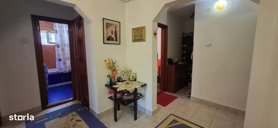Tomis Nord Apartament cu 3 camere , 2 balcoane, centrala gaze - 8
