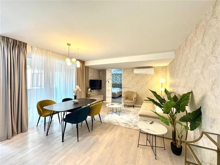 Apartament cu 3 camere decomandat în Gheorghe Doja