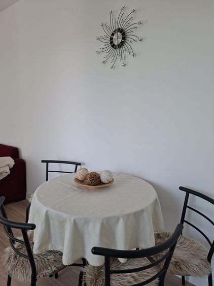 Apartament cu 2 camere semidecomandat, mobilat în Pipera