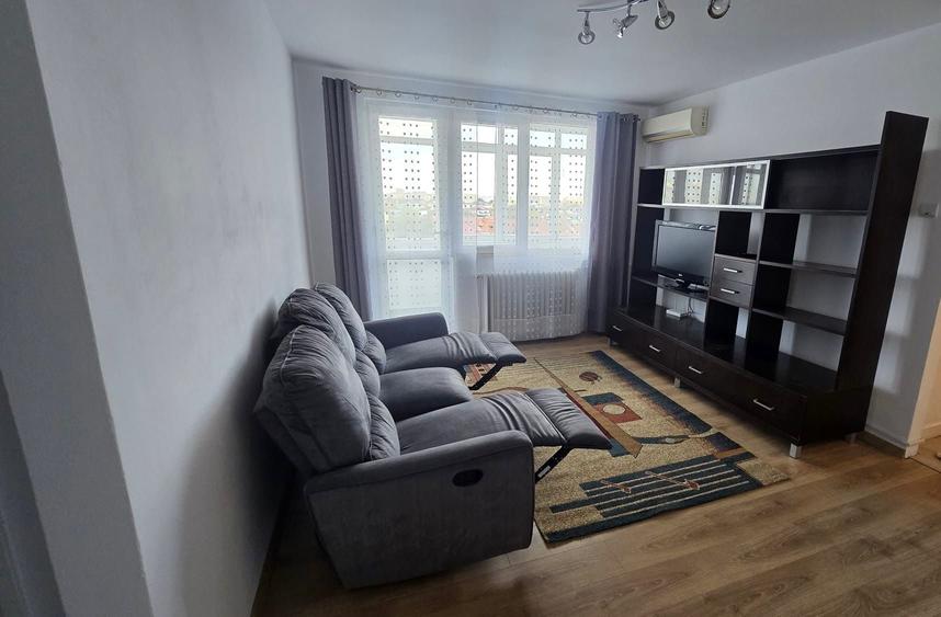 Apartament cu 2 camere semidecomandat în Giurgiului