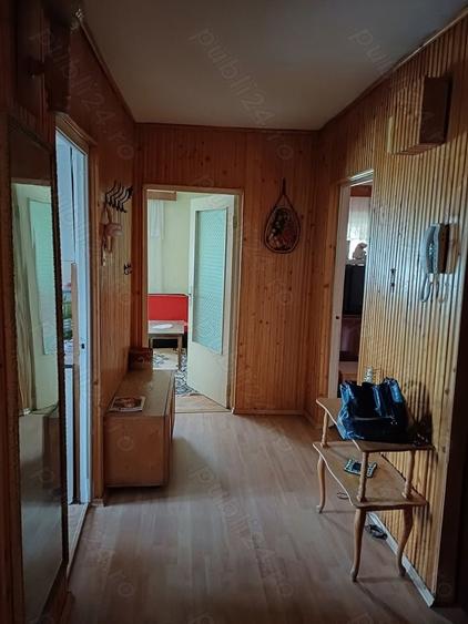 Apartament cu 3 camere în Independenței