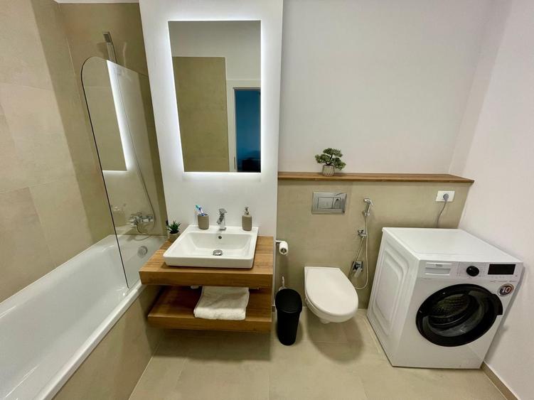Apartament cu 2 camere semidecomandat, mobilat în Circumvalațiunii