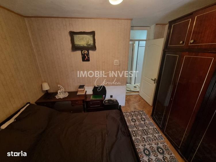 Apartament cu 4 camere în Cetate