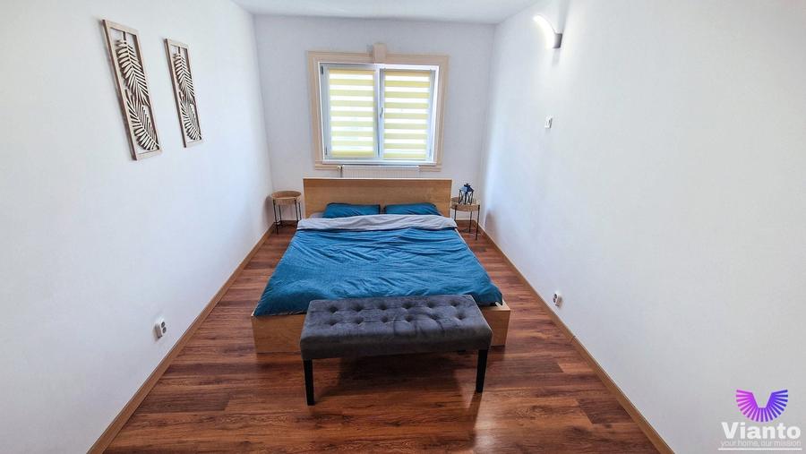 Apartament cu 3 camere decomandat, mobilat în Turnișor