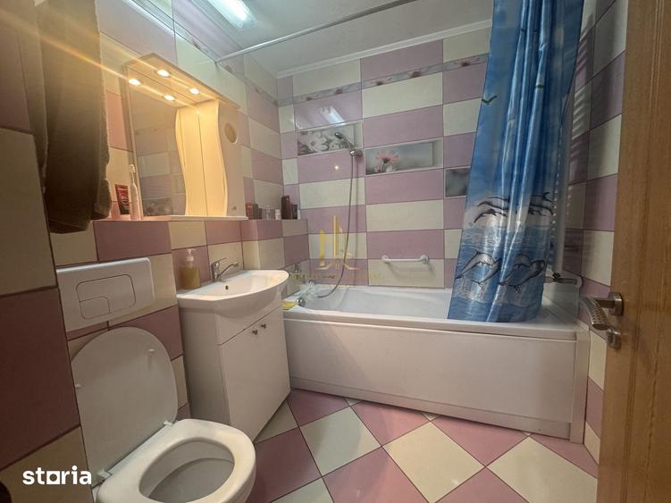 Apartament cu 3 camere decomandat în Obcini