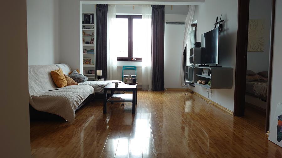 Apartament cu 2 camere semidecomandat în Bucureștii Noi