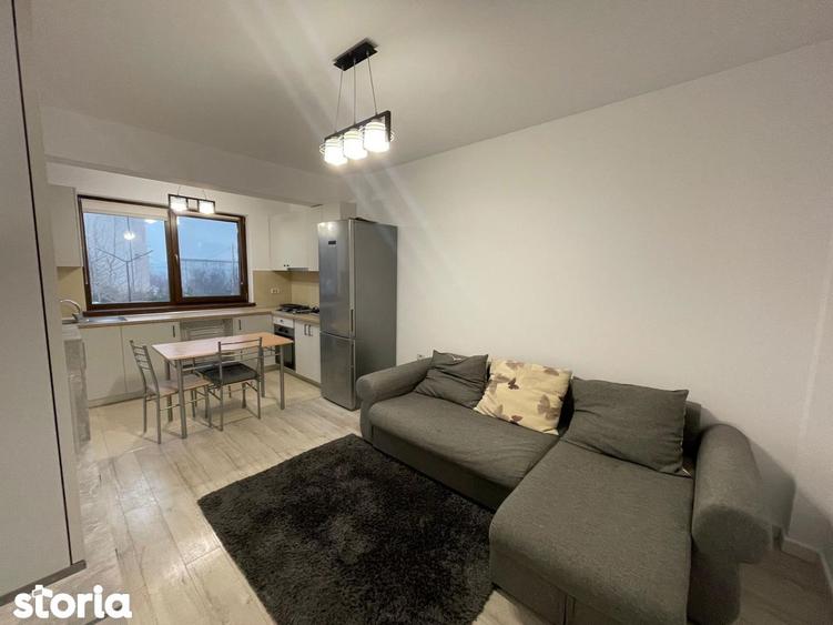 Apartament cu 3 camere, mobilat în Nicolina