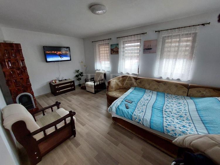 Casă individuală cu 3 camere cu Canalizare în Sânnicoară