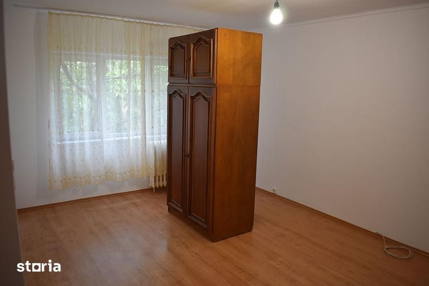 Apartament 4 camere de vanzare Oradea - 2