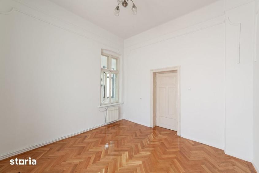 Casă cu 4 camere cu Teren 224 Mp în Craiovei