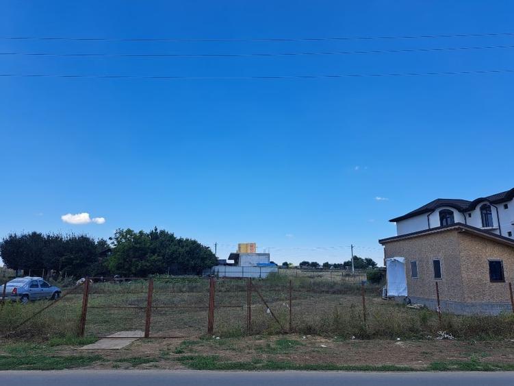 Teren Construcții intravilan de 1000 mp, în Nord-Vest
