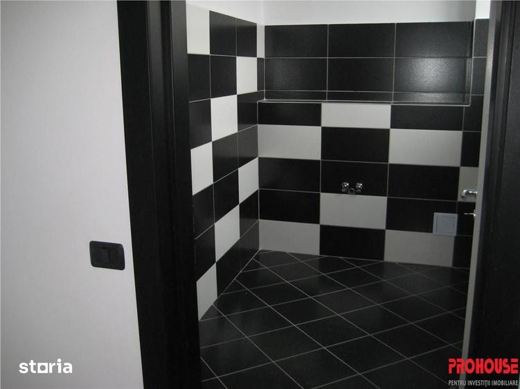 Spațiu comercial, de 169 mp, în Central