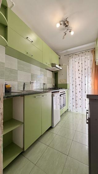 Apartament cu 2 camere decomandat în Florești