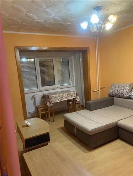 Garsonieră semidecomandată, mobilată în Lipovei