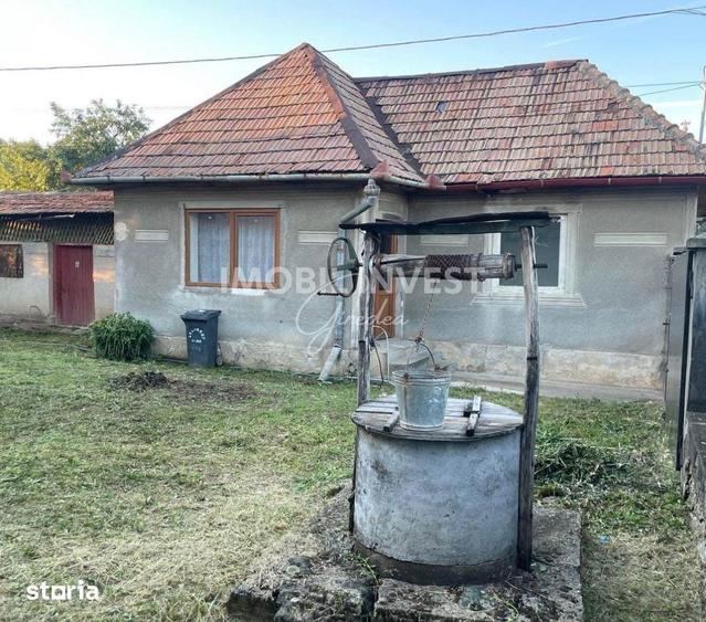 EXCLUSIVITATE! Casa de vanzare, comuna Cricau, teren 1400 mp - 1